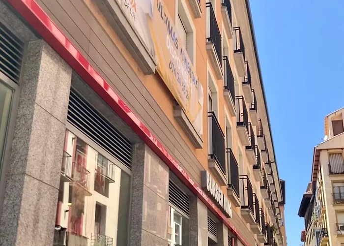 Centro Con Parking Privado 아파트