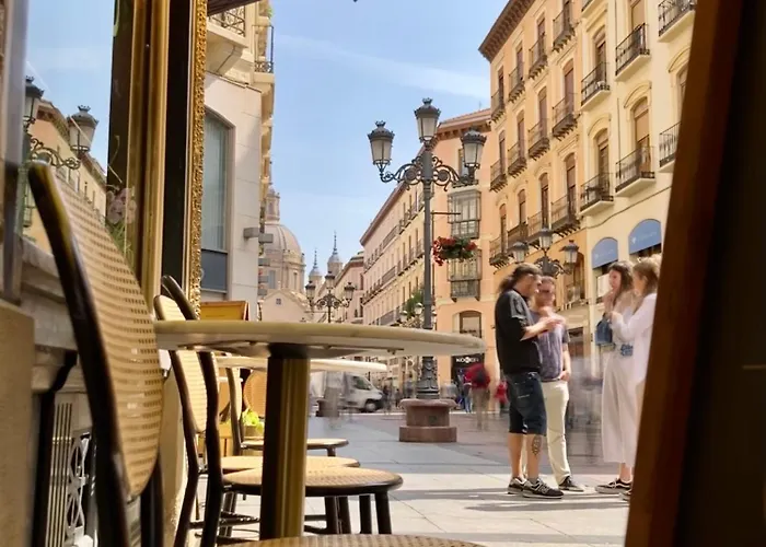 Centro Con Parking Privado 아파트 사라고사