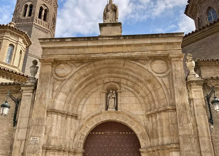 Centro Con Parking Privado 아파트 사라고사